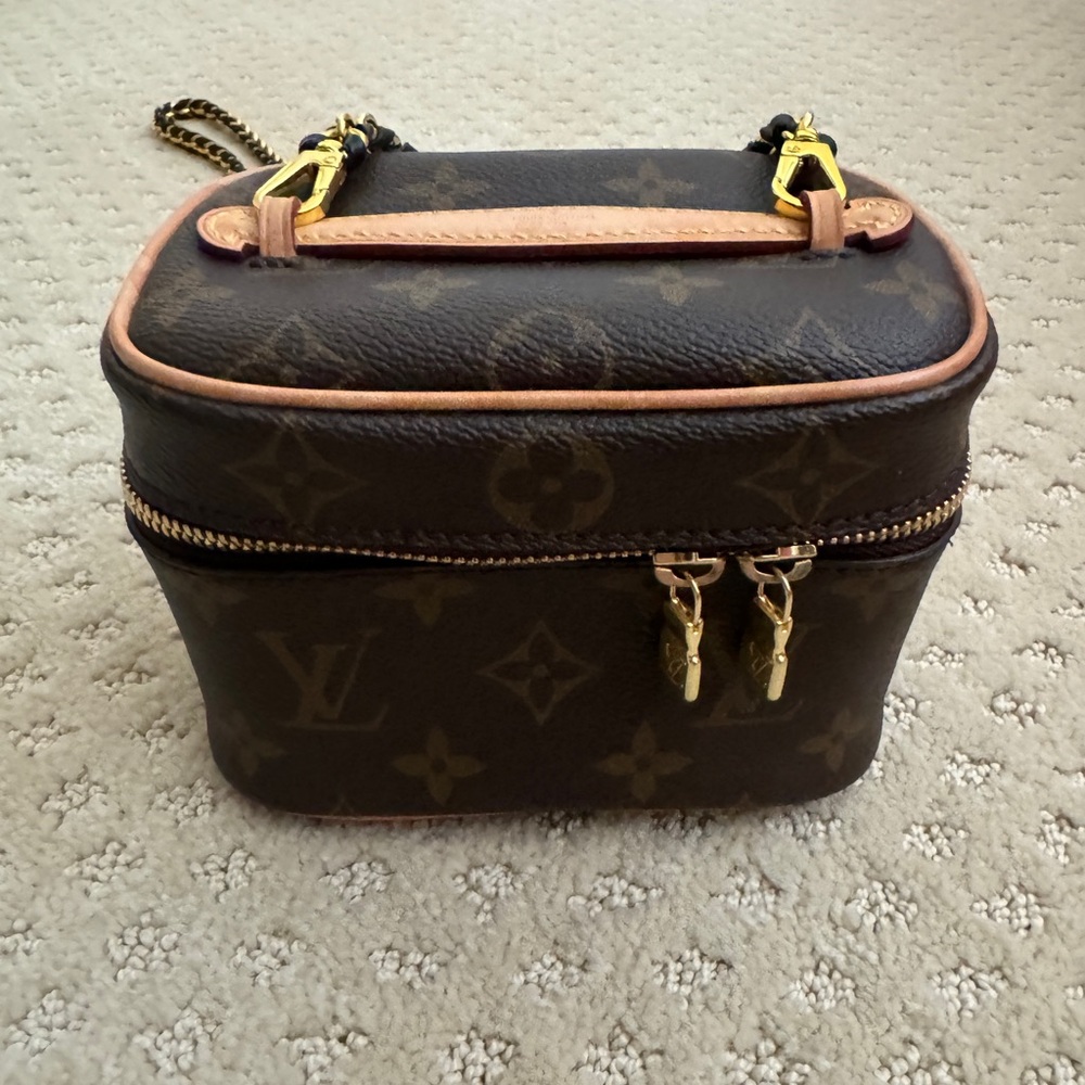 Louis Vuitton Nice Mini Bag has